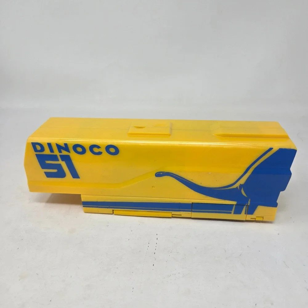 Disney Pixar Cars Dinoco 51 Cruz Ramirez Hauler Transforming Playset Yellow